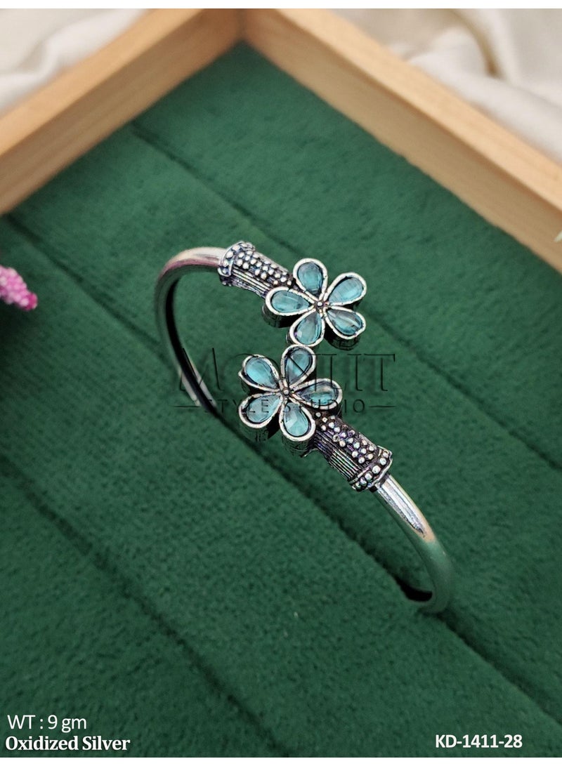 Oxidized Silver Floral Kada - Image 2